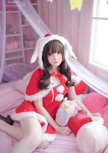 欧美一男多女_1080手机在线观看