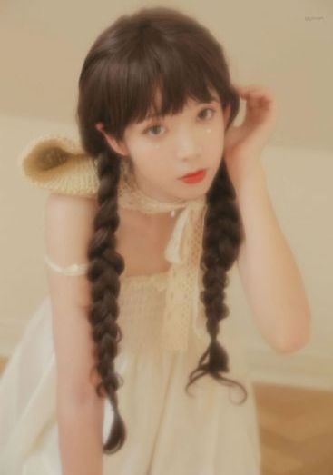 欧美女头短发厌世风_超清视频大全