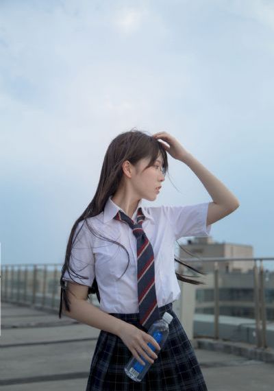 美女全身一件不留_BD英语天堂在线
