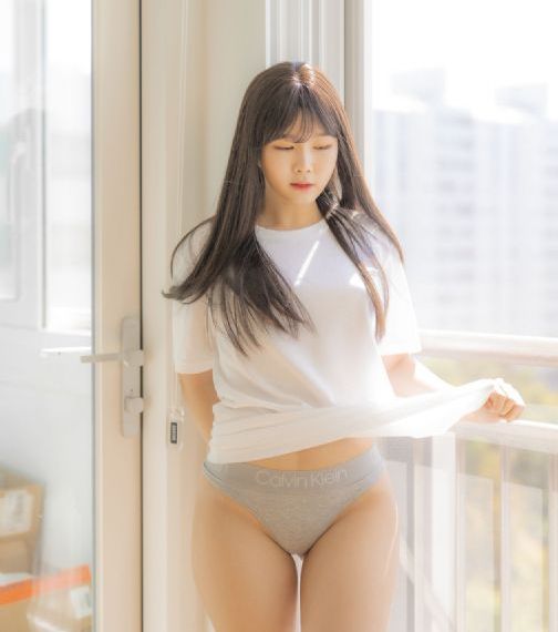 欧美明星街拍贴吧_超清手机在线观看
