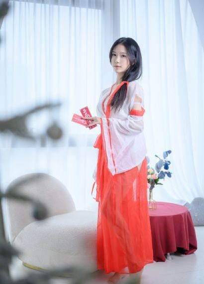 国产美女流白浆_720神马影院在线