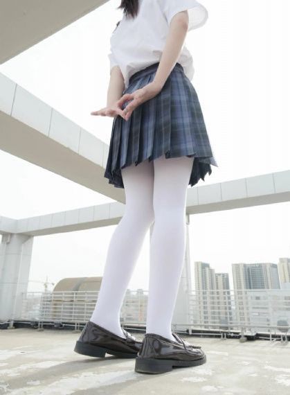视频欧美尼龙丝袜_720全集免费播放