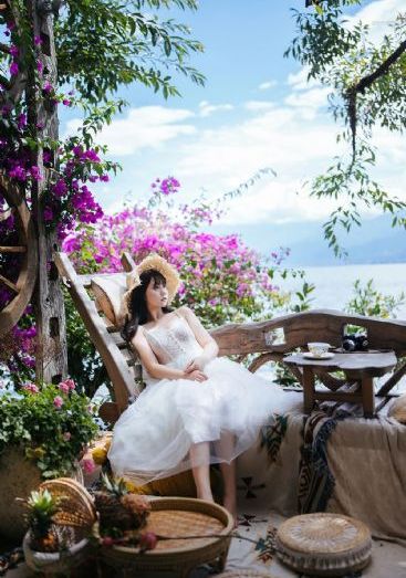 欧美创意手绘t恤衫图案_HD在线播放
