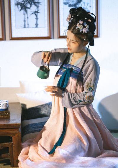 无码制服丝袜国产另类_蓝光视频大全