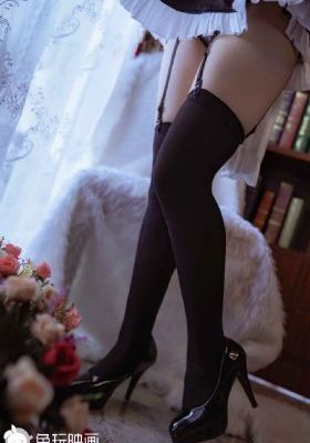 日韩美女激情17p_高清超清免费观看