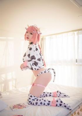 欧美贵族的衣服动漫_4KBD在线观看