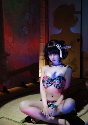 欧美同性男模_HD日本电影免费